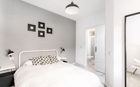 Svl - Sunny And Bright Apartment At Historical Center